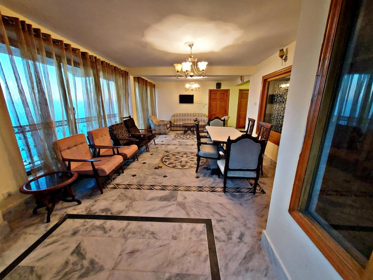 Shahrukh Heights Hotel Murree Exterior photo